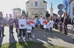 Zdjęcie: Droga krzyżowa ulicami Sieniawy (11).jpg