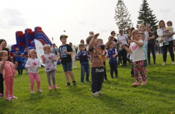 Zdjęcie: piknik sportowy w Sieniawie, 14.04.2024 r (17).jpg