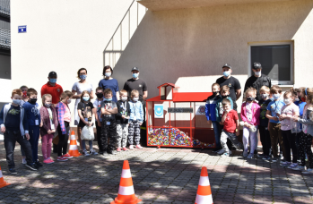 Zdjęcie: Domek na nakrętki