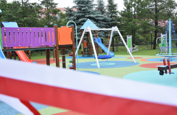 Zdjęcie: plac zabaw i siłownia