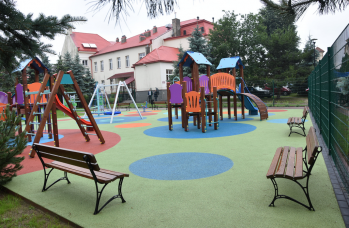 Zdjęcie: plac zabaw i siłownia
