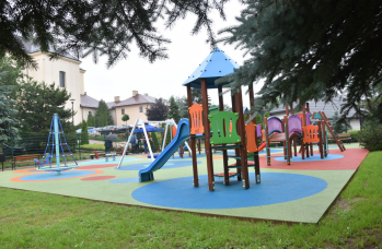 Zdjęcie: plac zabaw i siłownia