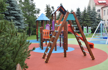 Zdjęcie: plac zabaw i siłownia
