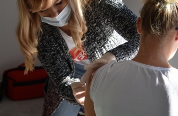 Zdjęcie: Mobilny Punkt Szczepień w Sieniawie