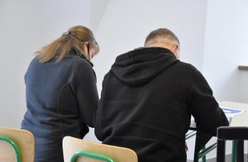 Zdjęcie: Mobilny Punkt Szczepień i punkt spisowy w Sieniawie