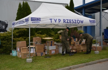 Zdjęcie: "Światełko pamięci do Łyczakowa"