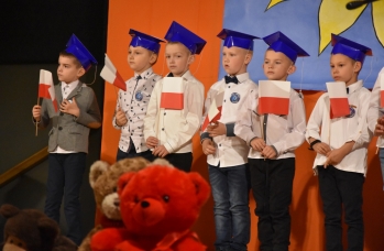 Zdjęcie: Pasowanie na ucznia - SP w Sieniawie