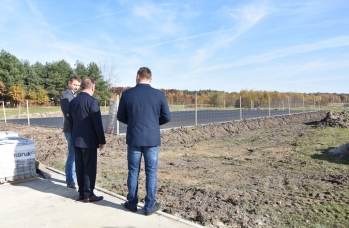 Zdjęcie: Budowa boiska w Czercach