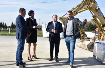 Zdjęcie: Budowa boiska w Czercach