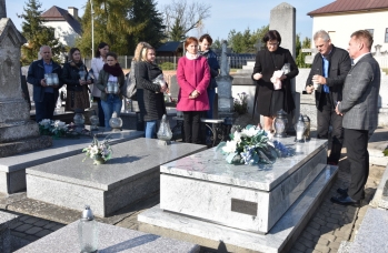 Zdjęcie: Pamiętamy o zmarłych