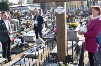 Zdjęcie: Pamiętamy o zmarłych