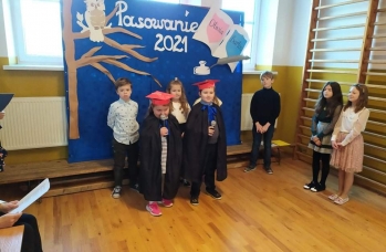 Zdjęcie: Pasowanie na ucznia w Rudce