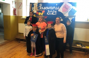 Zdjęcie: Pasowanie na ucznia w Rudce