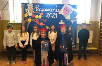 Zdjęcie: Pasowanie na ucznia w Rudce