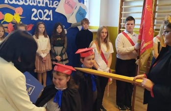Zdjęcie: Pasowanie na ucznia w Rudce
