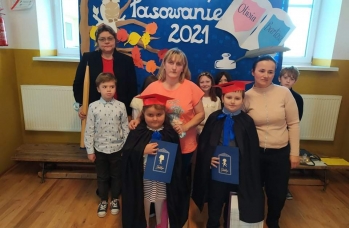 Zdjęcie: Pasowanie na ucznia w Rudce