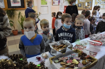 Zdjęcie: Kiermasz świąteczny SP Sieniawa (7).jpg