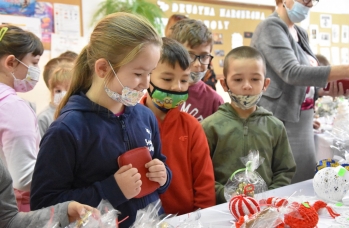 Zdjęcie: Kiermasz świąteczny SP Sieniawa (17).jpg