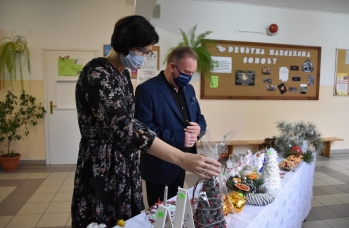 Zdjęcie: Kiermasz świąteczny SP Sieniawa (16).jpg