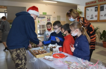 Zdjęcie: Kiermasz świąteczny SP Sieniawa (24).jpg