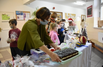 Zdjęcie: Kiermasz świąteczny SP Sieniawa (32).jpg