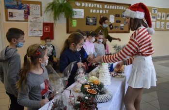 Zdjęcie: Kiermasz świąteczny SP Sieniawa (34).jpg