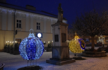 Zdjęcie: Oświetlenie miasta 2021 (30).jpg