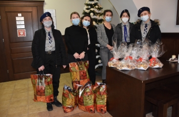 Zdjęcie: paczki Caritas (1).jpg