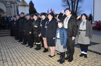 Zdjęcie: podniesienie flagi