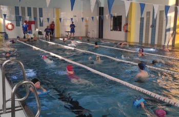 Zdjęcie: pływali dla Niepodległej (6).jpg