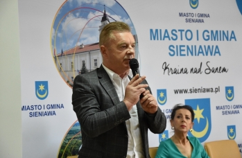 Zdjęcie: sesja miejska 13 (49).jpg