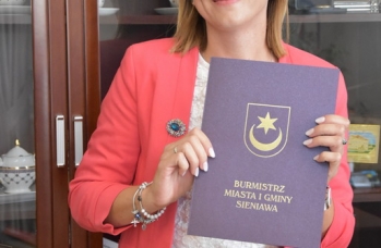 Zdjęcie: Wręczenie aktu (7).jpg