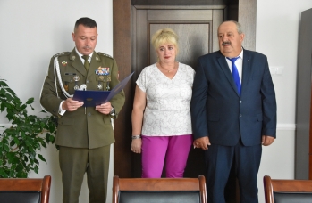 Zdjęcie: Medale MON Jolanta i Mariusz Ożga (5).jpg