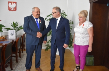 Zdjęcie: Medale MON Jolanta i Mariusz Ożga (21).jpg