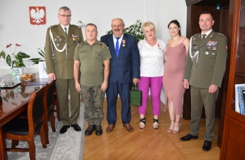 Zdjęcie: Medale MON Jolanta i Mariusz Ożga (23).jpg