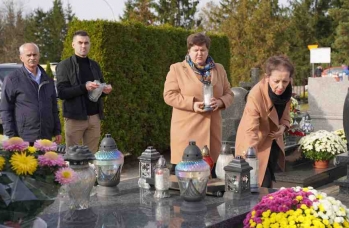 Zdjęcie: Pamiętamy o zmarłych