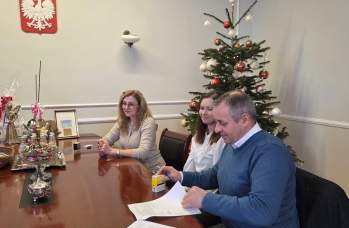 Zdjęcie: Podpisanie umowy.jpg