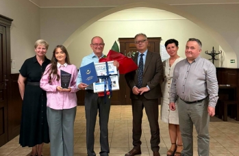 Zdjęcie: 759632480_2910977135917987_8980667133864861013_n.jpg