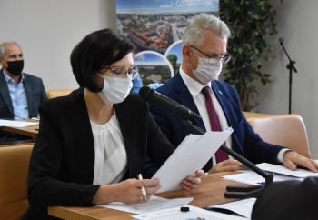 Zdjęcie główne dla: 'XXVIII sesja Rady Miejskiej w Sieniawie, 25 października 2021 r.' 