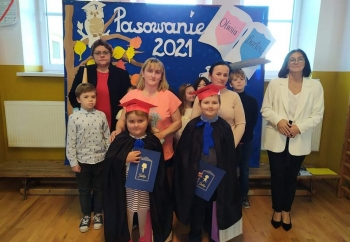 Zdjęcie główne dla: 'Pasowanie na ucznia w Szkole Podstawowej w Rudce im. I. Krasickiego' 