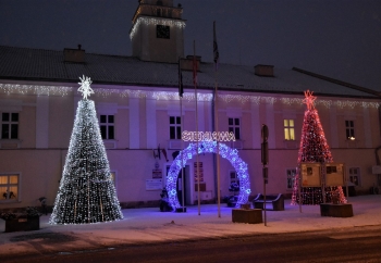 Zdjęcie główne dla: 'Sieniawa wystroiła się na święta!' 