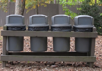 Zdjęcie główne dla: 'Informacja dla mieszkańców dotycząca pojemników na odpady zmieszane' 