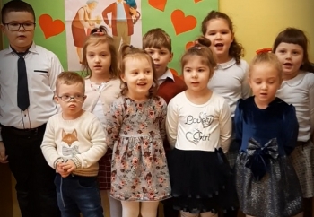 Zdjęcie główne dla: 'Zapisy do oddziału przedszkolnego przy Szkole Podstawowej w Wylewie' 