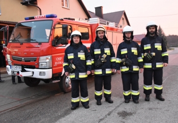 Zdjęcie główne dla: 'Przekazanie samochodu ratowniczo-gaśniczego z OSP Sieniawa do OSP Rudka' 