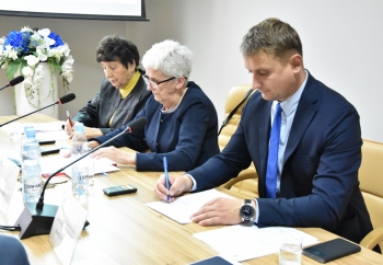 Zdjęcie główne dla: 'Nadzwyczajna XXXIX sesja Rady Miejskiej w Sieniawie, 20.10.2022 r.' 