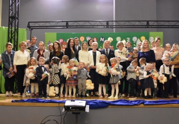 Zdjęcie główne dla: 'Pasowanie na przedszkolaka - uroczystość w CKSiR 