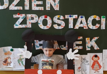 Zdjęcie główne dla: 'Międzynarodowy Dzień Postaci z Bajek w SP w Rudce' 