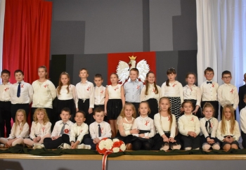 Zdjęcie główne dla: 'Miejsko-gminne obchody 104. rocznicy odzyskania przez Polskę niepodległości, 11.11.2022 r.' 