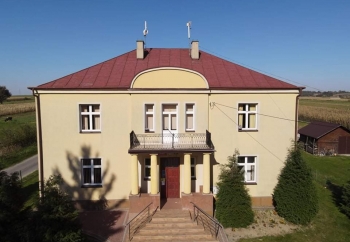 Zdjęcie główne dla: 'Placówki z gminy awansowały do wojewódzkiego finału w plebiscycie edukacyjnym 