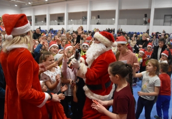 Zdjęcie główne dla: 'Sieniawskie mikołajki jak z bajki' 
